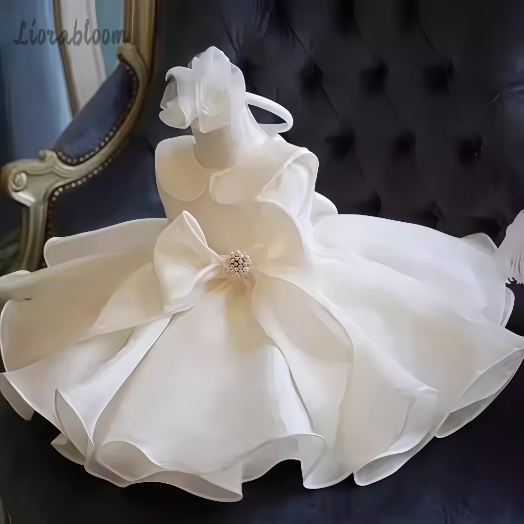 Woman Formal Wear - Vestido Blanco con Adornos de Perlas