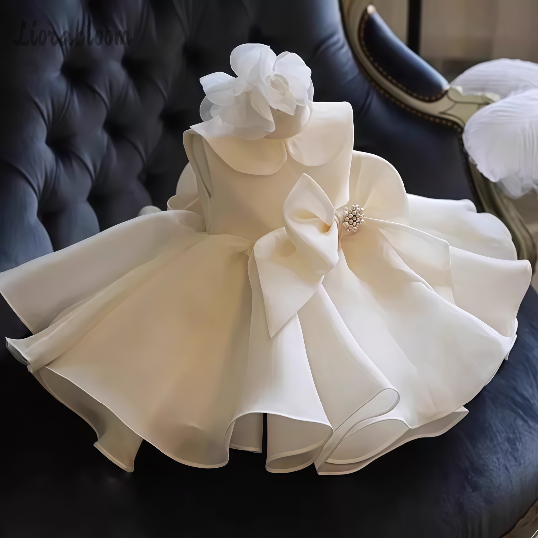 Vestido Blanco con Adornos de  - Woman Formal Wear reseña y precio