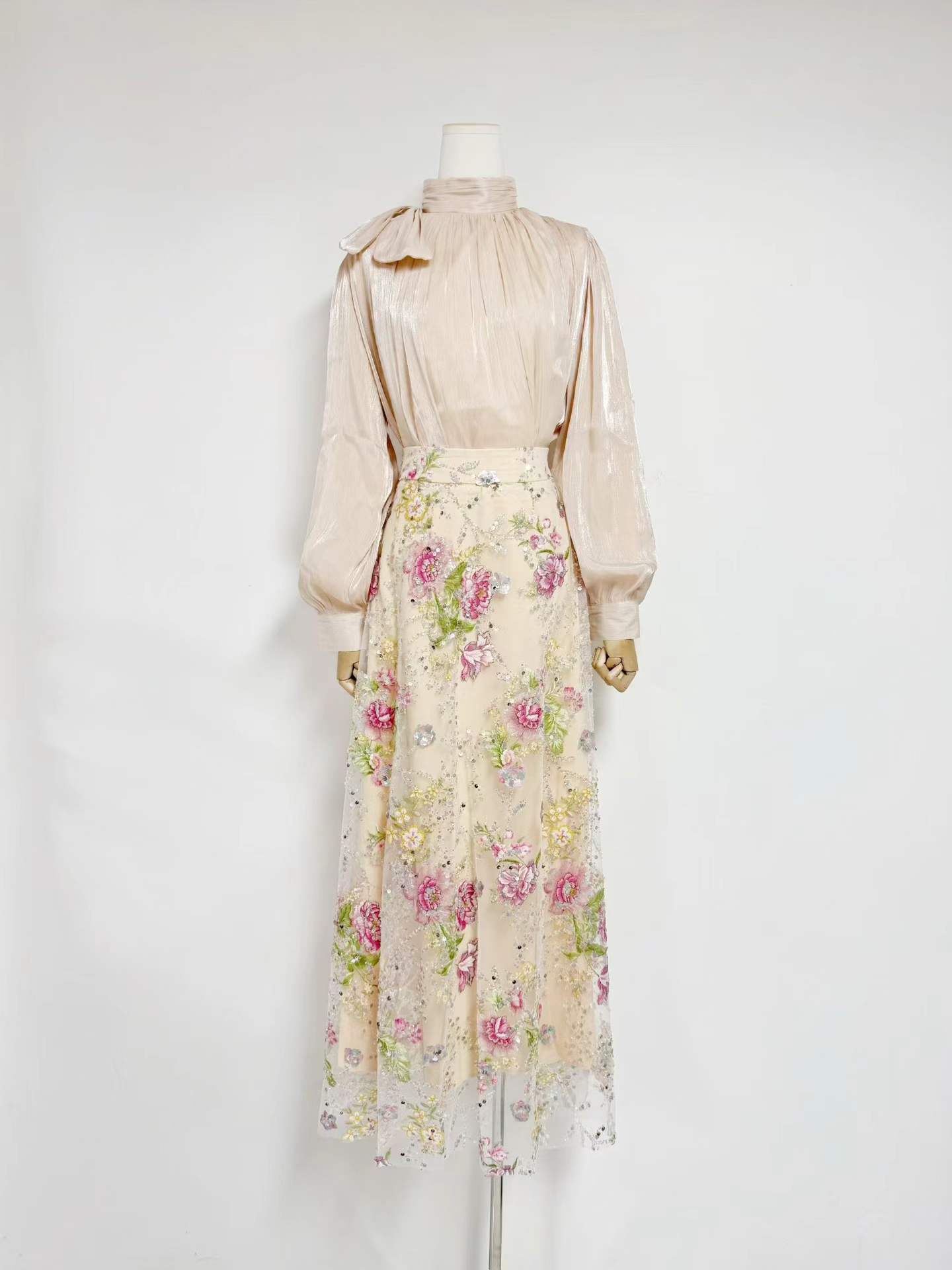 Conjunto Elegante y Chic de Do - Woman Formal Wear reseña y precio